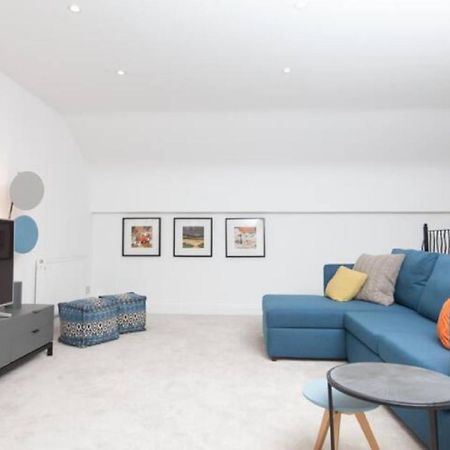 Edinburgh Deluxe Duplex With Garage Apartment Ngoại thất bức ảnh