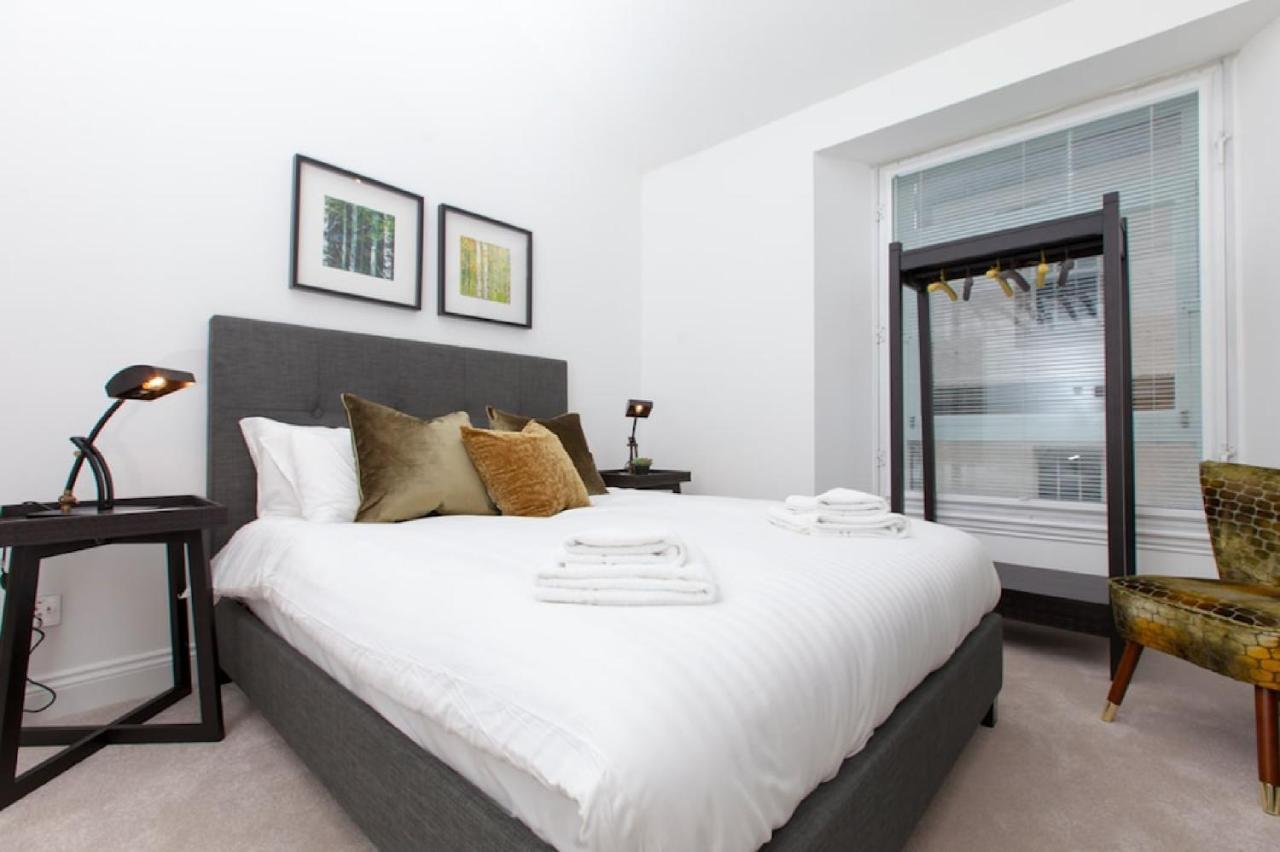 Edinburgh Deluxe Duplex With Garage Apartment Ngoại thất bức ảnh